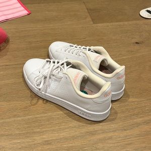 white womens adidas shoes UNWORN